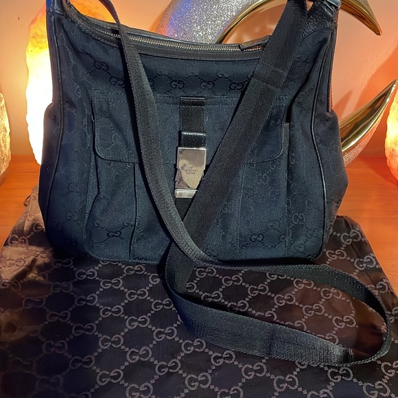 ♣️Gucci Messenger Adjustable♣️ - Picture 4 of 17